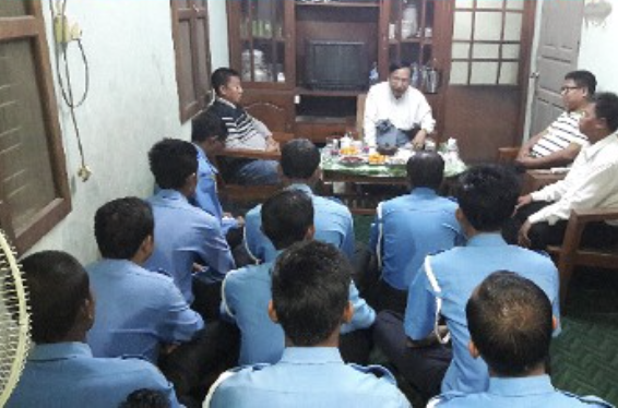 Founder team meeting